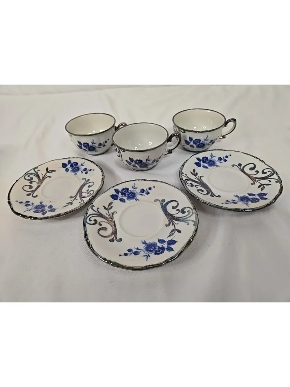 Set of 3 Artlynsa Tea Cups and Saucers Blue Floral with Silver Filagree